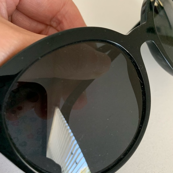 Used Black Prada sunglasses - Picture 7 of 7